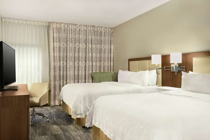 Imagen de la habitación del Hotel Hampton Inn Findlay. Foto 13