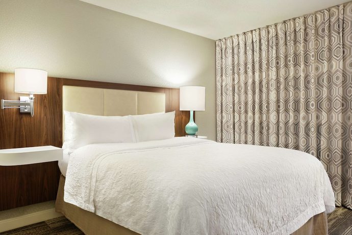 Imagen de la habitación del Hotel Hampton Inn Findlay. Foto 15