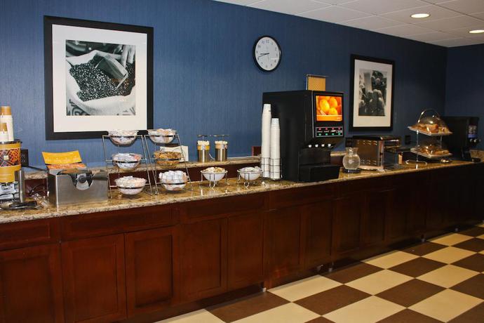 Imagen general del Hotel Hampton Inn Fishkill. Foto 8