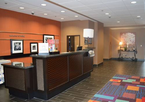 Imagen de la habitación del Hotel Hampton Inn Foley. Foto 15