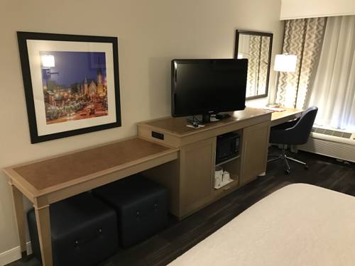 Imagen de la habitación del Hotel Hampton Inn Fort Smith. Foto 11