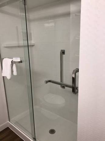 Imagen de la habitación del Hotel Hampton Inn Fort Smith. Foto 14