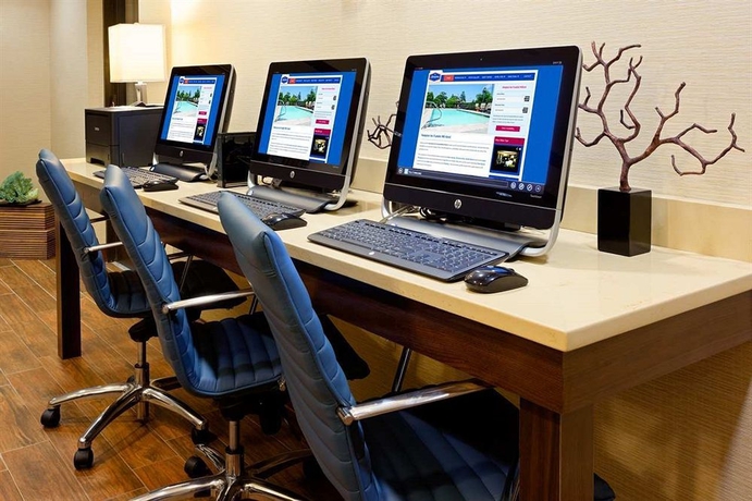 Imagen de los interiores del Hotel Hampton Inn Franklin/milford. Foto 13