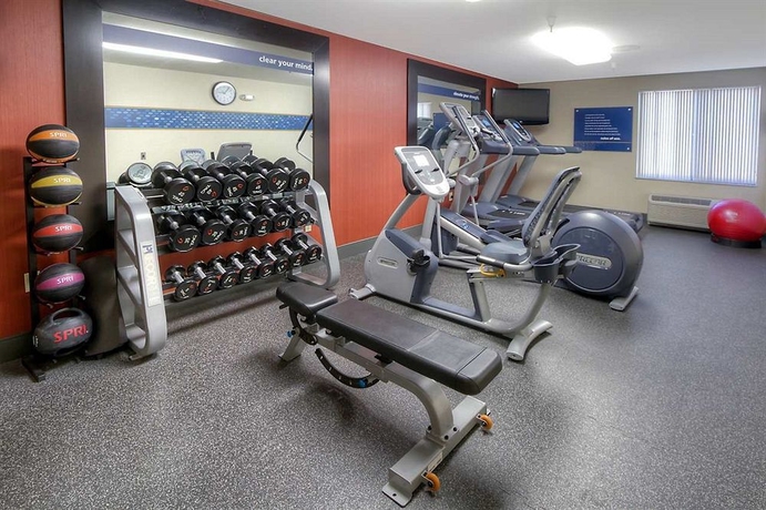Imagen de los interiores del Hotel Hampton Inn Fremont. Foto 14
