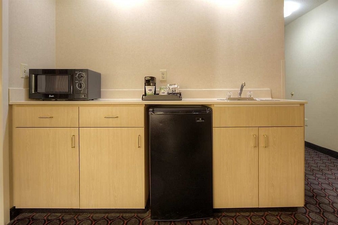 Imagen de la habitación del Hotel Hampton Inn Fremont. Foto 6