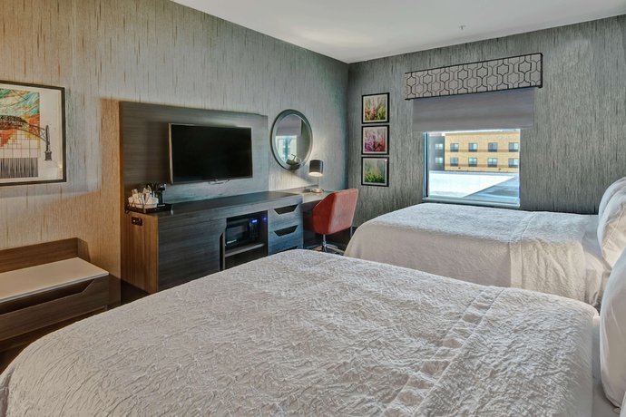 Imagen de la habitación del Hotel Hampton Inn Fresno Airport. Foto 17
