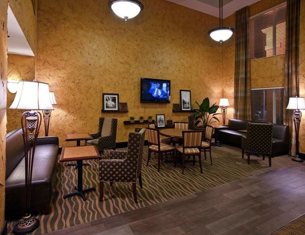 Imagen de los interiores del Hotel Hampton Inn Ft. Lauderdale Airport North Cruise Port. Foto 9