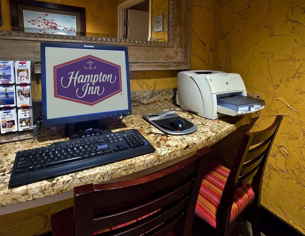 Imagen de los interiores del Hotel Hampton Inn Ft. Lauderdale Airport North Cruise Port. Foto 11