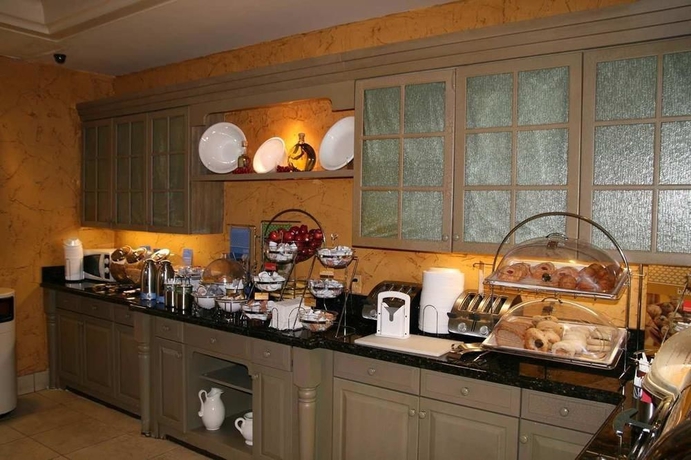 Imagen del bar/restaurante del Hotel Hampton Inn Ft. Lauderdale Airport North Cruise Port. Foto 5