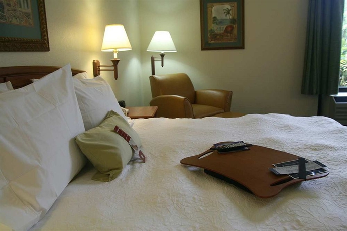 Imagen de la habitación del Hotel Hampton Inn Ft. Lauderdale-commercial Blvd.. Foto 5