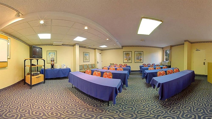 Imagen de los interiores del Hotel Hampton Inn Ft. Lauderdale-cypress Creek. Foto 8