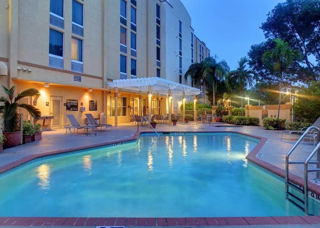 Imagen de la piscina del Hotel Hampton Inn Ft. Lauderdale-west/pembroke Pines. Foto 13