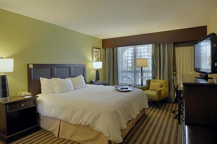 Imagen de la habitación del Hotel Hampton Inn Ft. Walton Beach. Foto 5