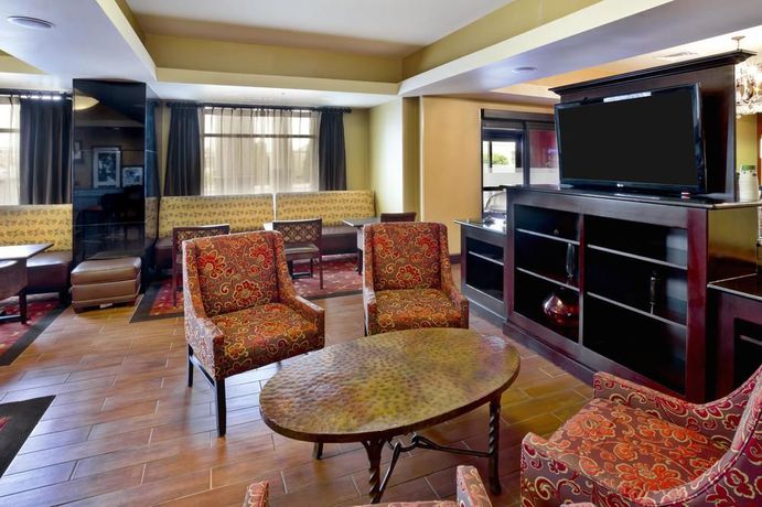 Imagen general del Hotel Hampton Inn Ft. Wayne/dupont Road. Foto 3