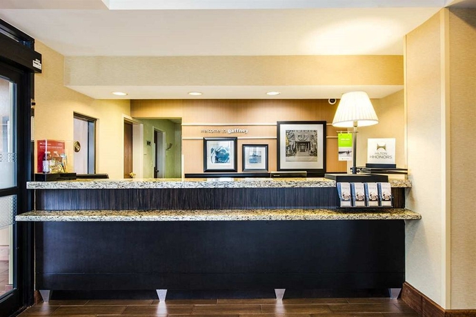 Imagen de los interiores del Hotel Hampton Inn Gaffney. Foto 13