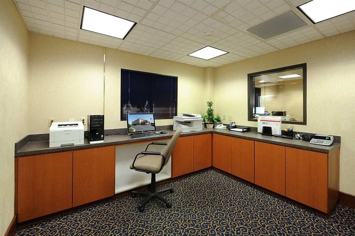 Imagen de los interiores del Hotel Hampton Inn Gaffney. Foto 14