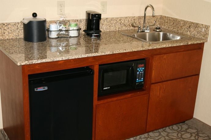 Imagen de la habitación del Hotel Hampton Inn Gainesville. Foto 8