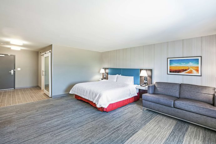 Imagen de la habitación del Hotel Hampton Inn Gardner Conference Center. Foto 4