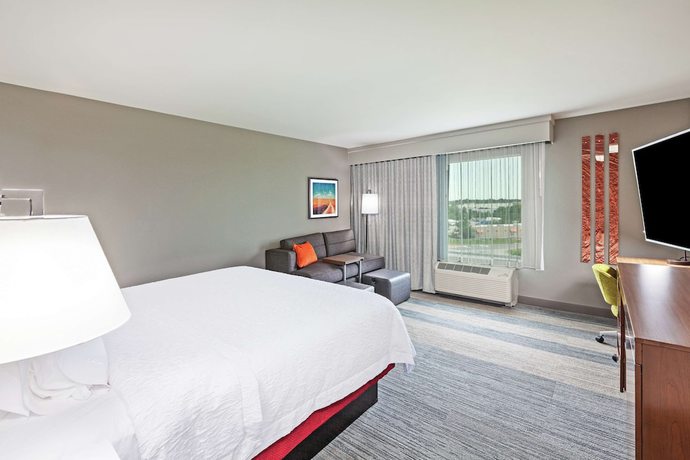 Imagen de la habitación del Hotel Hampton Inn Gardner Conference Center. Foto 5