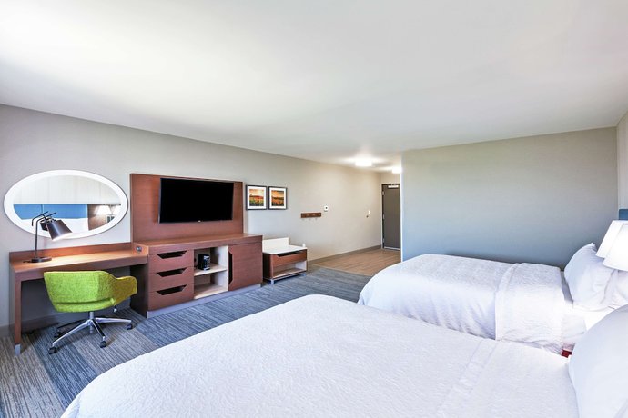 Imagen de la habitación del Hotel Hampton Inn Gardner Conference Center. Foto 10