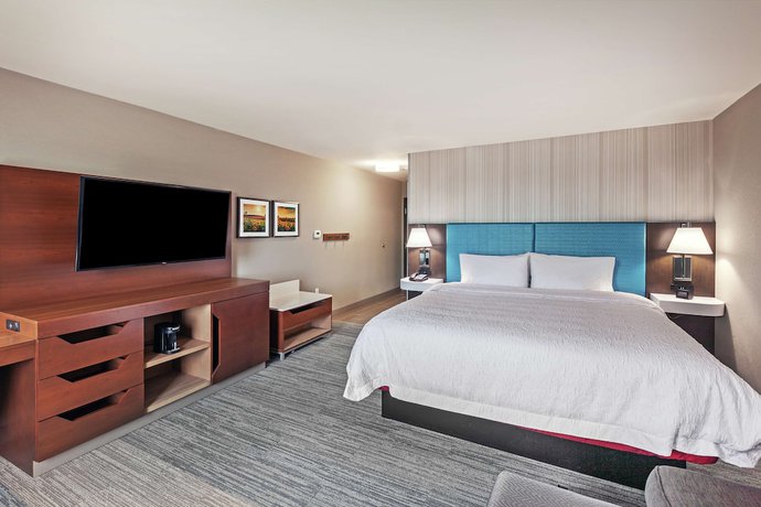 Imagen de la habitación del Hotel Hampton Inn Gardner Conference Center. Foto 11