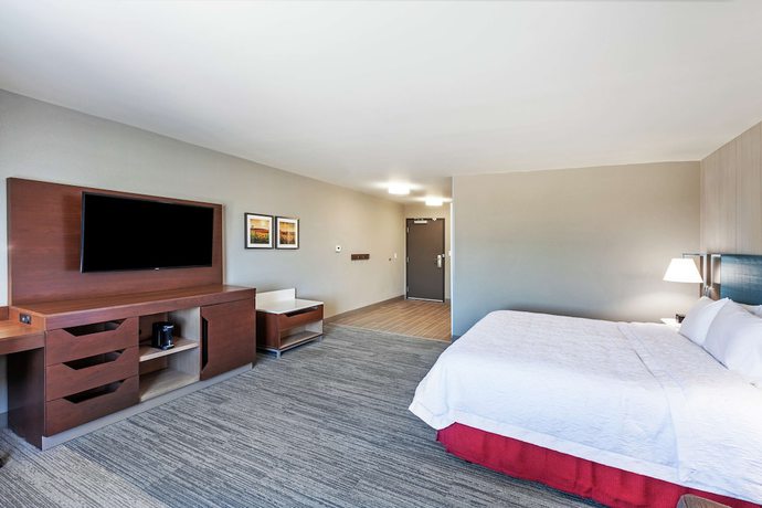 Imagen de la habitación del Hotel Hampton Inn Gardner Conference Center. Foto 14