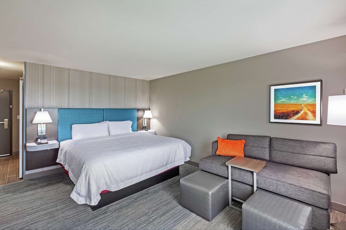 Imagen de la habitación del Hotel Hampton Inn Gardner Conference Center. Foto 15