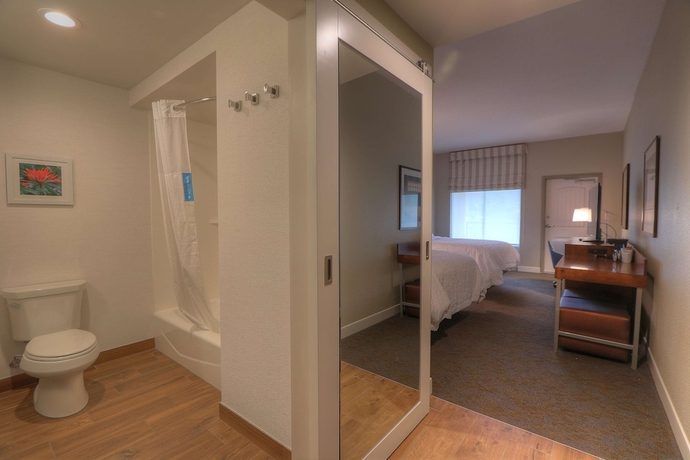 Imagen de la habitación del Hotel Hampton Inn Gatlinburg Historic Nature Trail. Foto 9