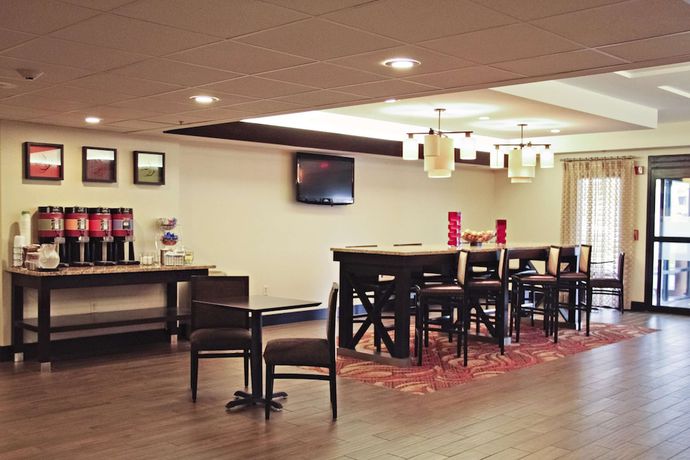 Imagen de los interiores del Hotel Hampton Inn Gettysburg. Foto 16
