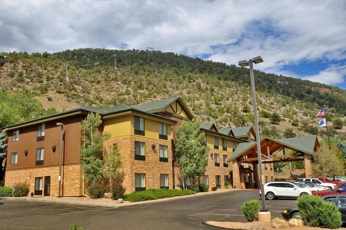 Imagen general del Hotel Hampton Inn Glenwood Springs. Foto 5