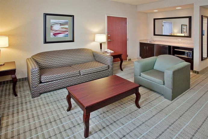 Imagen de los interiores del Hotel Hampton Inn Gonzales. Foto 12