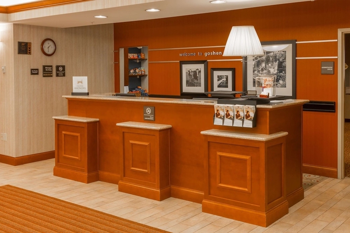Imagen de los interiores del Hotel Hampton Inn Goshen. Foto 19
