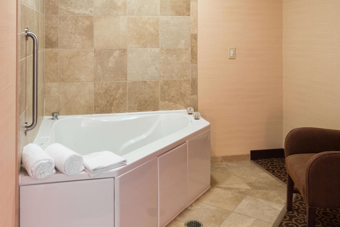 Imagen de la habitación del Hotel Hampton Inn Goshen. Foto 15