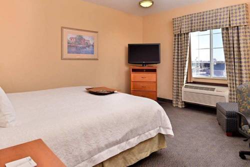 Imagen de la habitación del Hotel Hampton Inn Grand Island. Foto 12