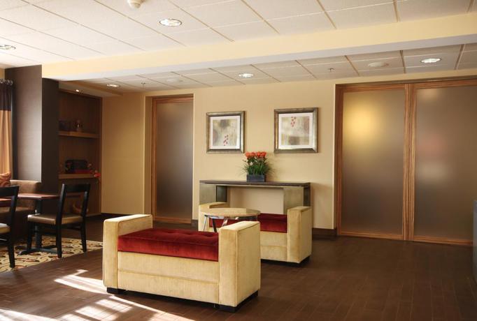 Imagen general del Hotel Hampton Inn Grand Rapids-north. Foto 8