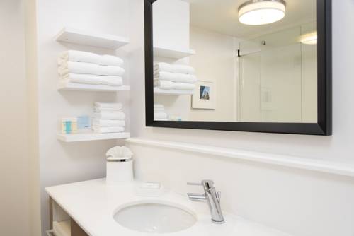 Imagen de la habitación del Hotel Hampton Inn Grand Rapids-south. Foto 6