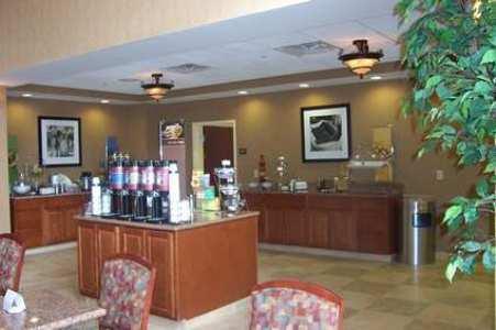 Imagen general del Hotel Hampton Inn Greenfield. Foto 6
