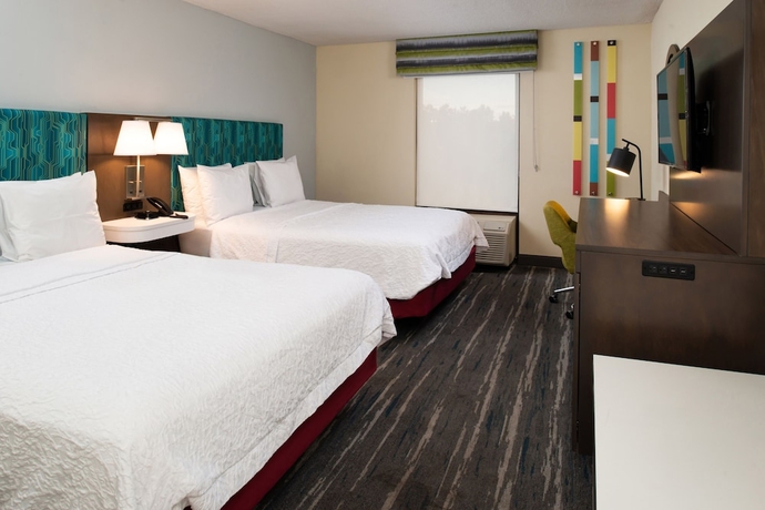 Imagen de la habitación del Hotel Hampton Inn Greensboro-airport. Foto 2