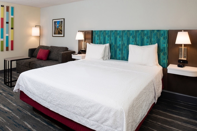 Imagen de la habitación del Hotel Hampton Inn Greensboro-airport. Foto 8
