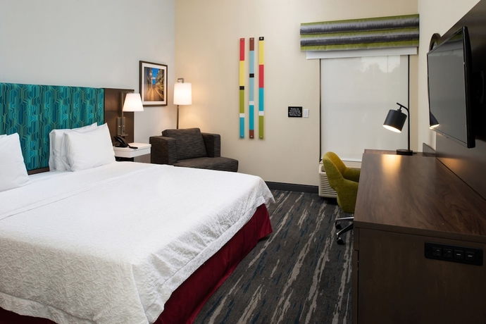 Imagen de la habitación del Hotel Hampton Inn Greensboro-airport. Foto 9