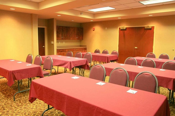 Imagen de los interiores del Hotel Hampton Inn Greensboro-east. Foto 5