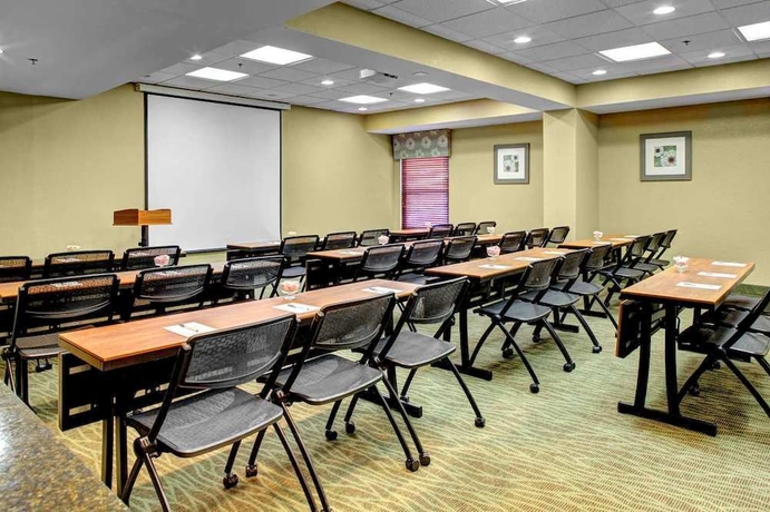 Imagen de los interiores del Hotel Hampton Inn Greenville I-385 - Woodruff Rd.. Foto 11
