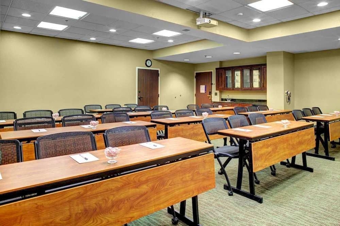 Imagen de los interiores del Hotel Hampton Inn Greenville I-385 - Woodruff Rd.. Foto 13