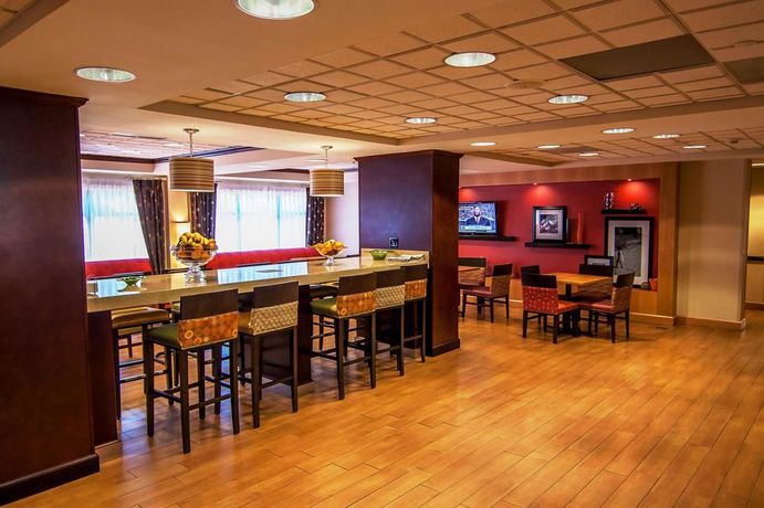 Imagen general del Hotel Hampton Inn Groton. Foto 3