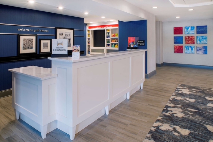 Imagen de los interiores del Hotel Hampton Inn Gulf Shores. Foto 13