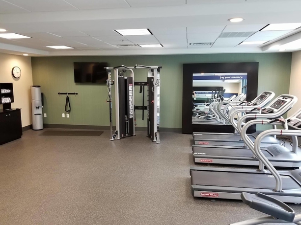 Imagen de los interiores del Hotel Hampton Inn Gulf Shores. Foto 17