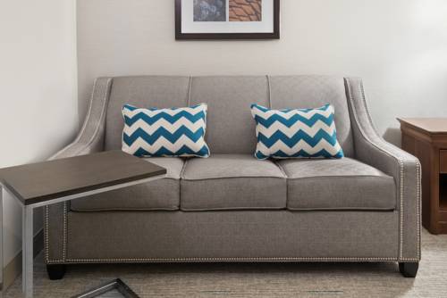 Imagen de la habitación del Hotel Hampton Inn Hartford Airport. Foto 5