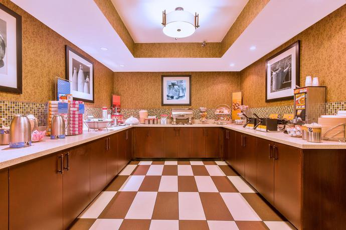 Imagen general del Hotel Hampton Inn Hendersonville. Foto 3