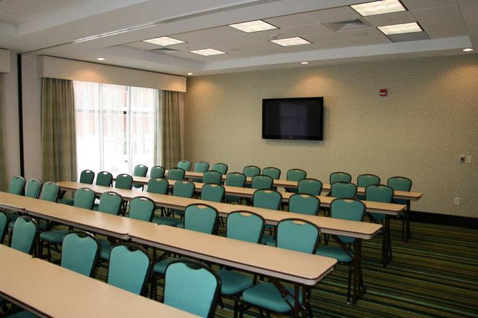 Imagen de los interiores del Hotel Hampton Inn Hickory. Foto 11