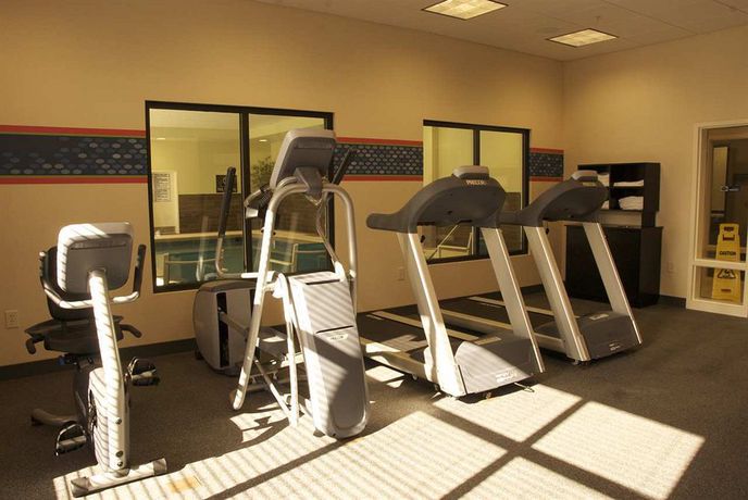 Imagen de los interiores del Hotel Hampton Inn Hickory. Foto 13